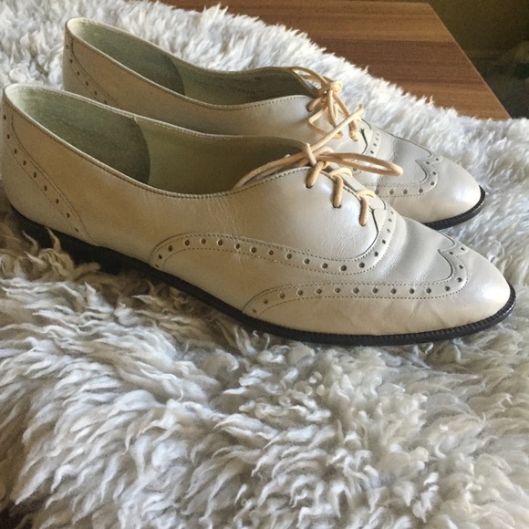 bass sandals from the 80s